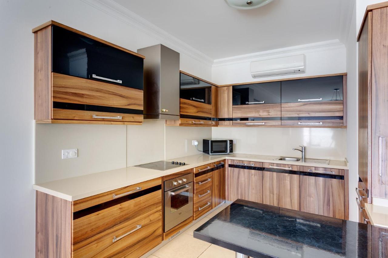 Apartment With Pool 斯利马 外观 照片